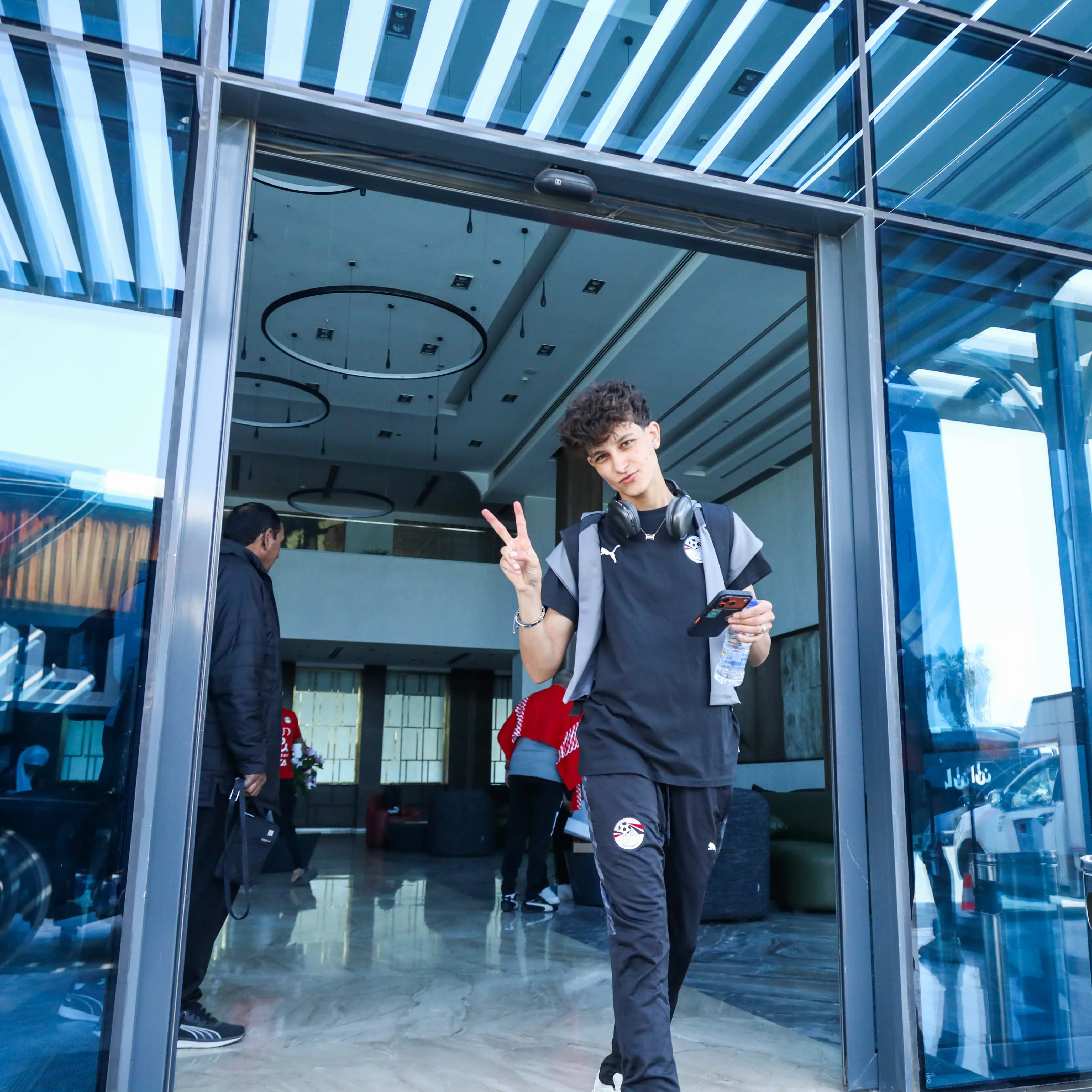 بعثة منتخب مصر للكرة النسائية تغادر إلى السعودية 