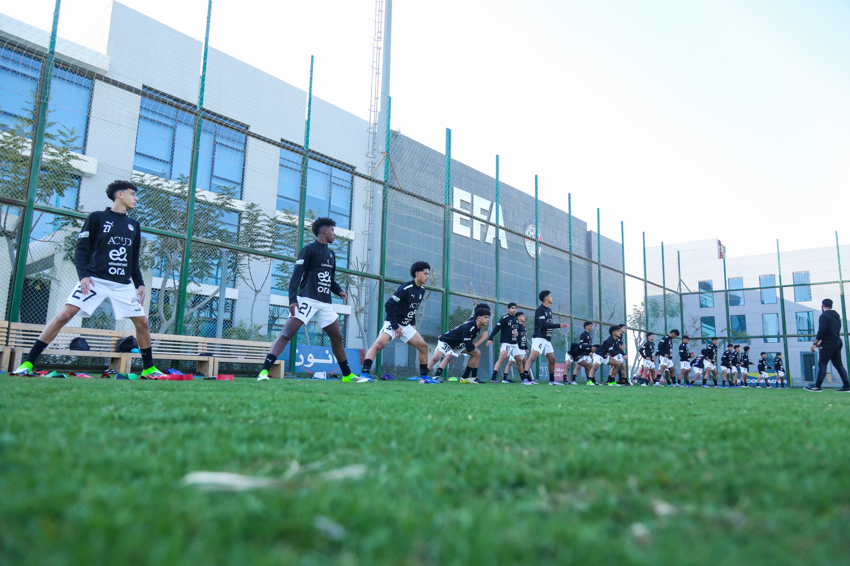 بجدية وحماس.. منتخبنا الوطني للناشئين يواصل تدريباته استعداداً لكأس الأمم الأفريقية