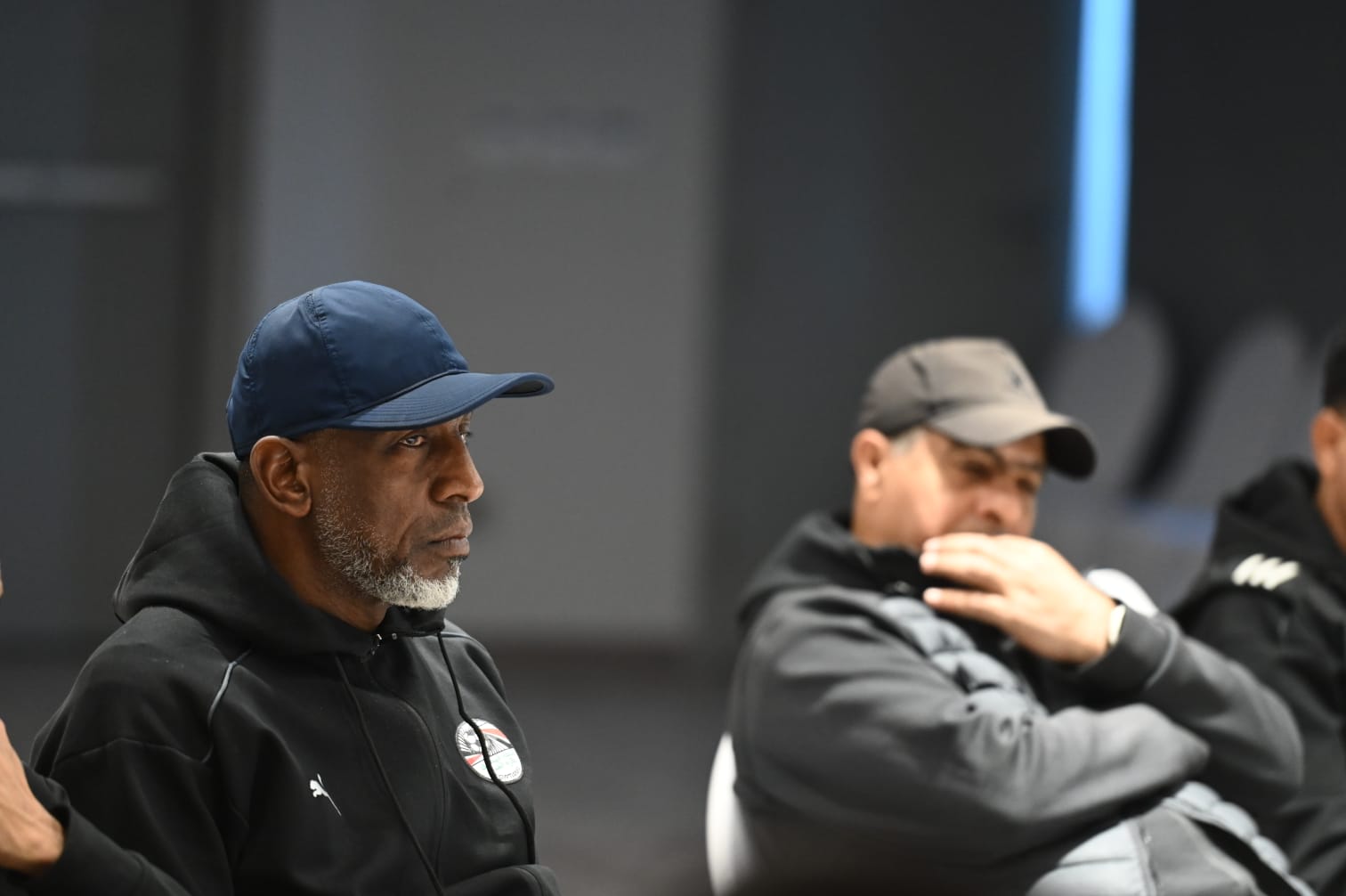 صور محاضرة pro1  عن طرق التعامل مع وسائل الإعلام