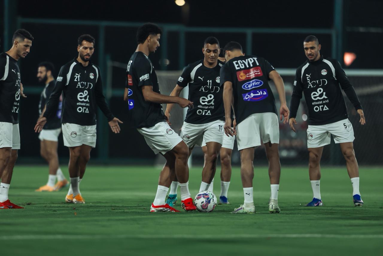 منتخب مصر يخوض تدريبه الأول في جدة استعداداً لودية السعودية 