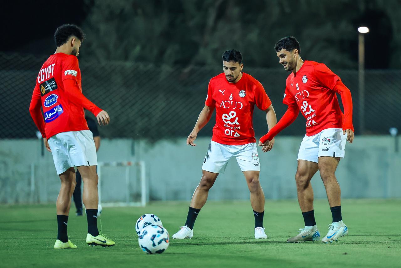 منتخب مصر يختتم تحضيراته لمواجهة أوزبكستان في دورة العين