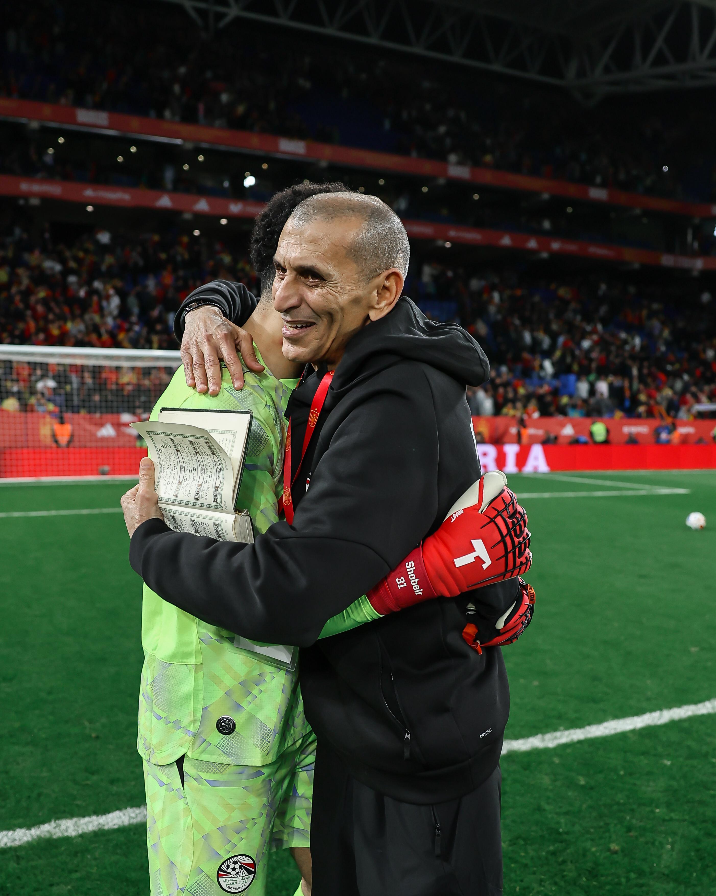 بالصور.. منتخب مصر بعد التعادل مع منتخب إسبانيا