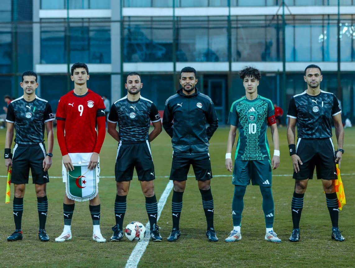 صور تعادل منتخب الشباب امام الجزائر وديا 