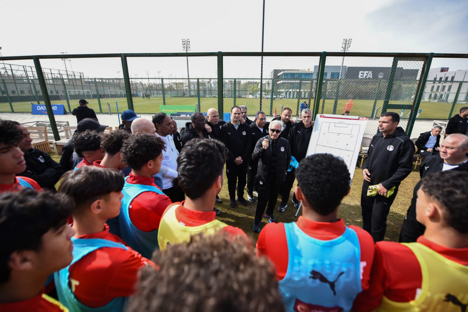 وحدات تدريبية متقدمة فى اليوم الثاني لدبلومة الرخصة الأفريقية (Pro1) لكرة القدم 