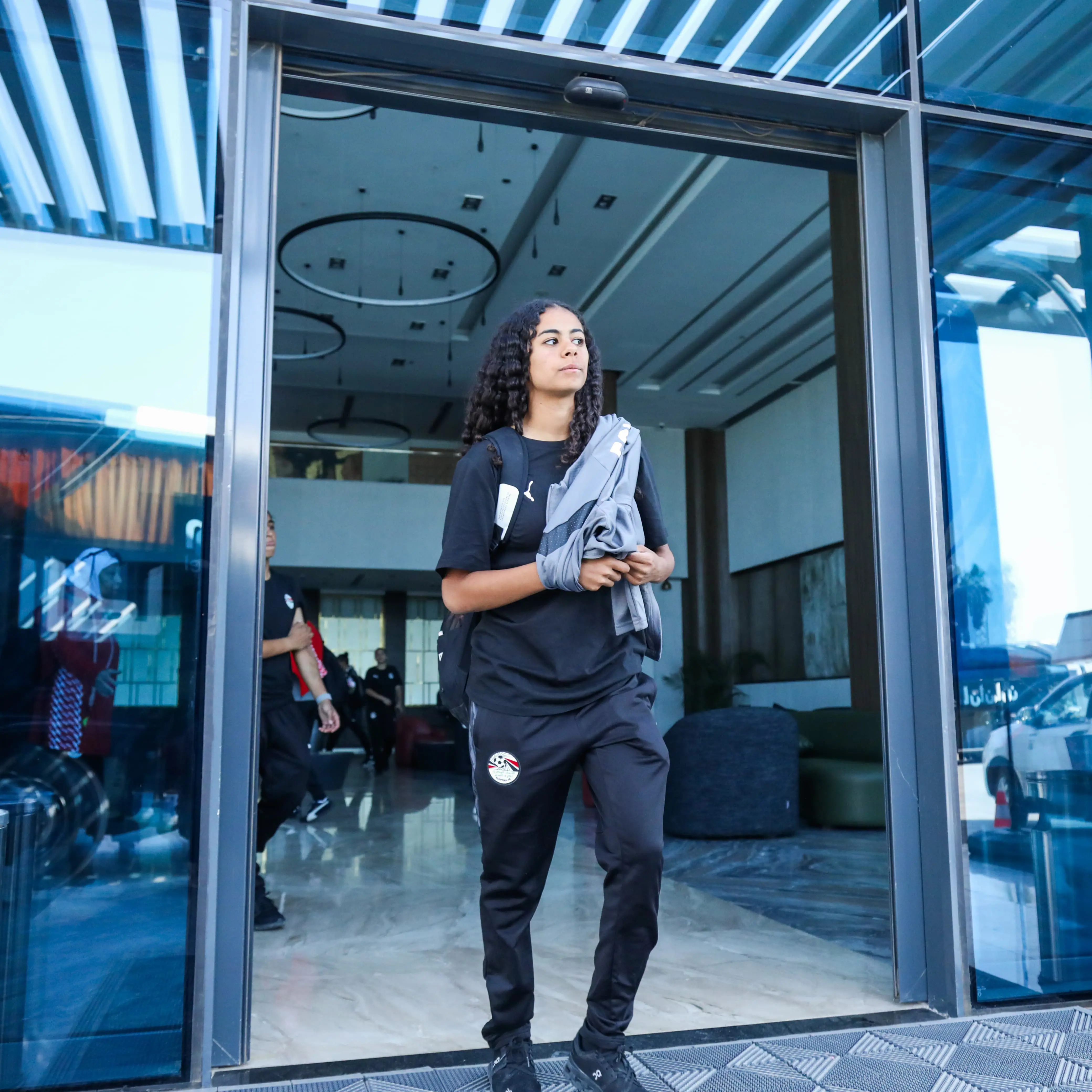 بعثة منتخب مصر للكرة النسائية تغادر إلى السعودية 