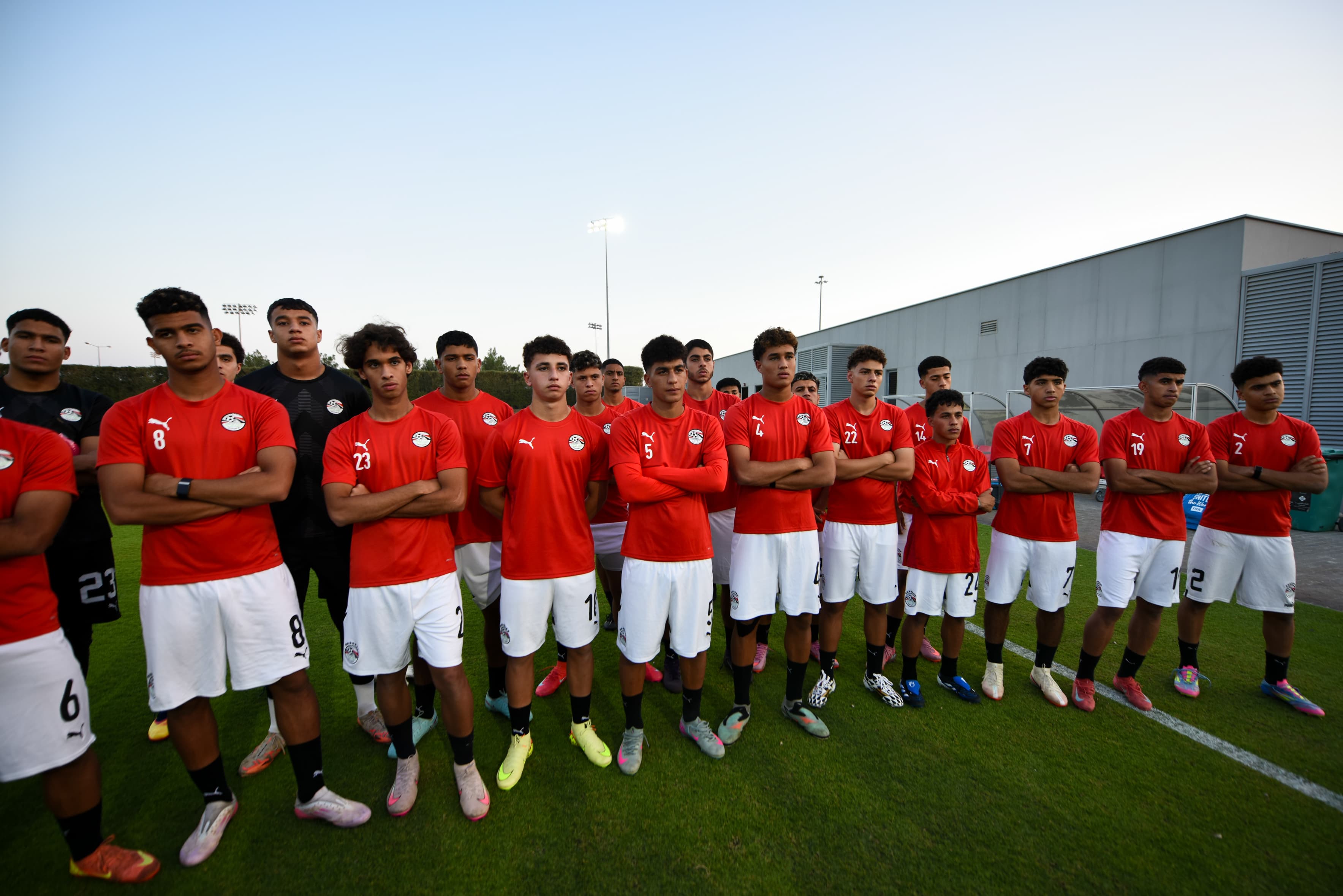 المنتخب الوطني تحت 17 عامًا يختتم استعداداته لمواجهة قطر وديًا 