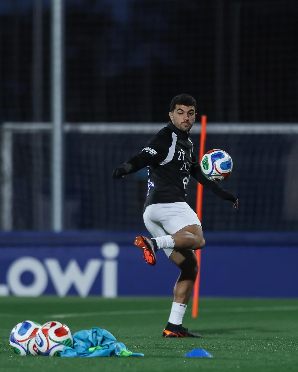 منتخب مصر يخوض تدريبه في "إسبانيول" استعداداً لودية إسبانيا