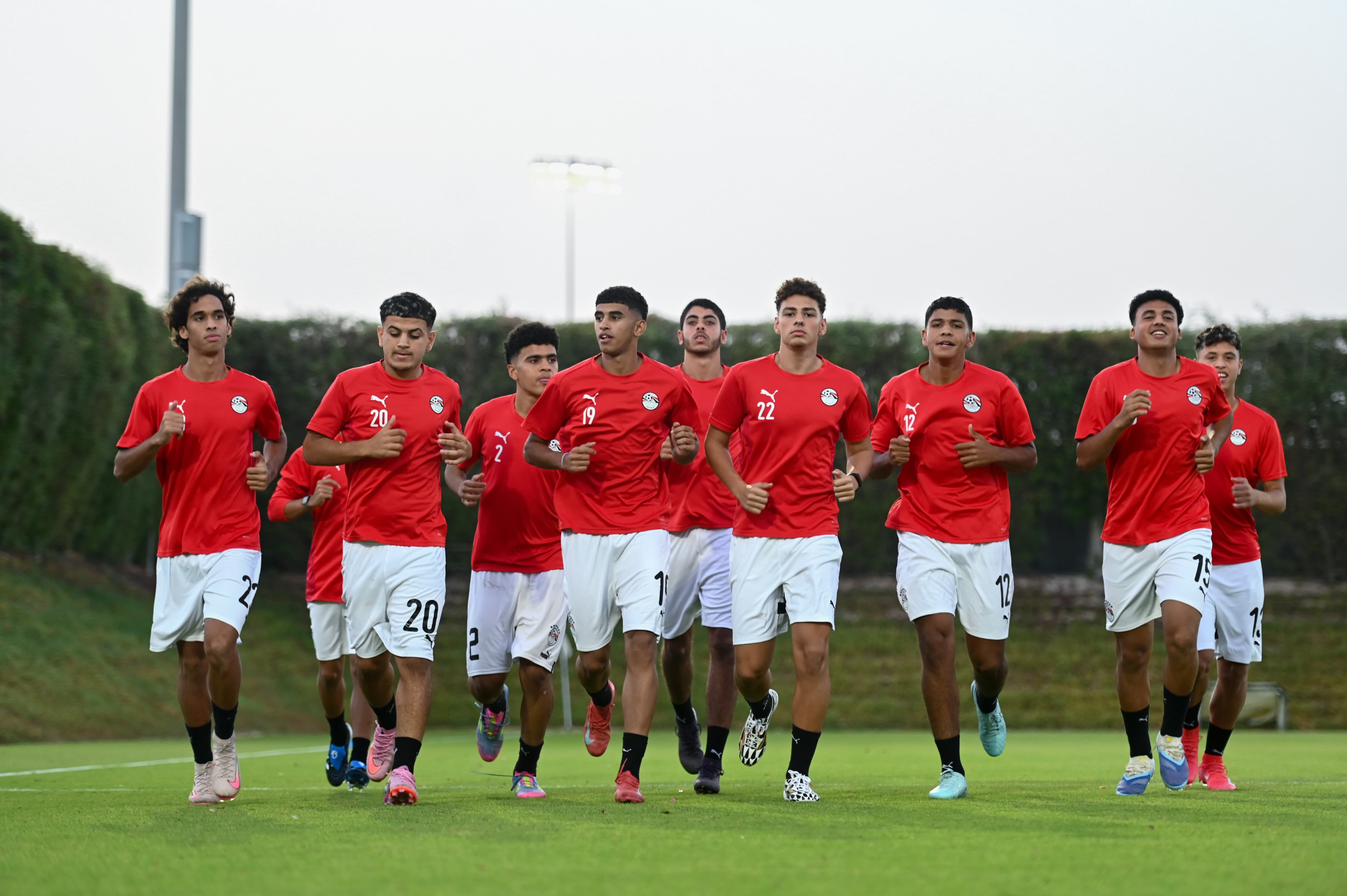 المنتخب الوطني تحت 17 عامًا يختتم استعداداته لمواجهة قطر وديًا 