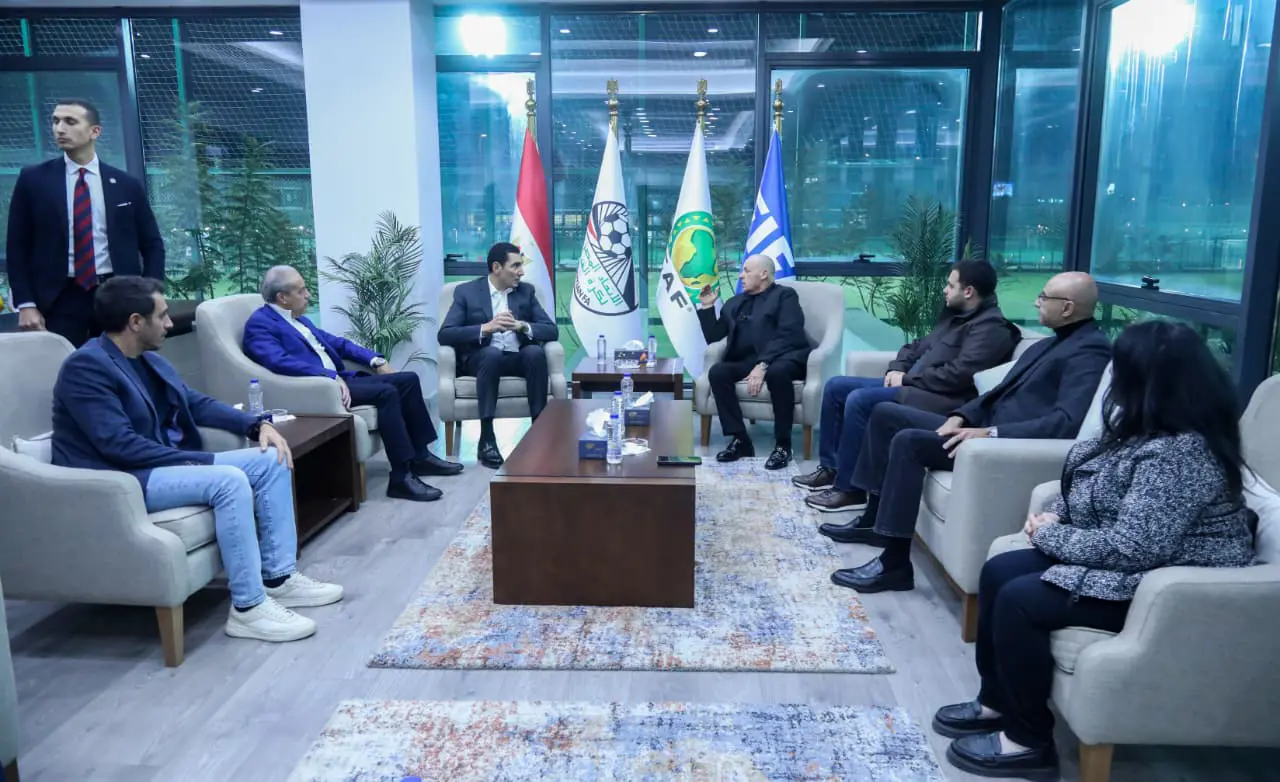 زيارة جوهر نبيل وزير الشباب والرياضة الجديد للاتحاد المصري