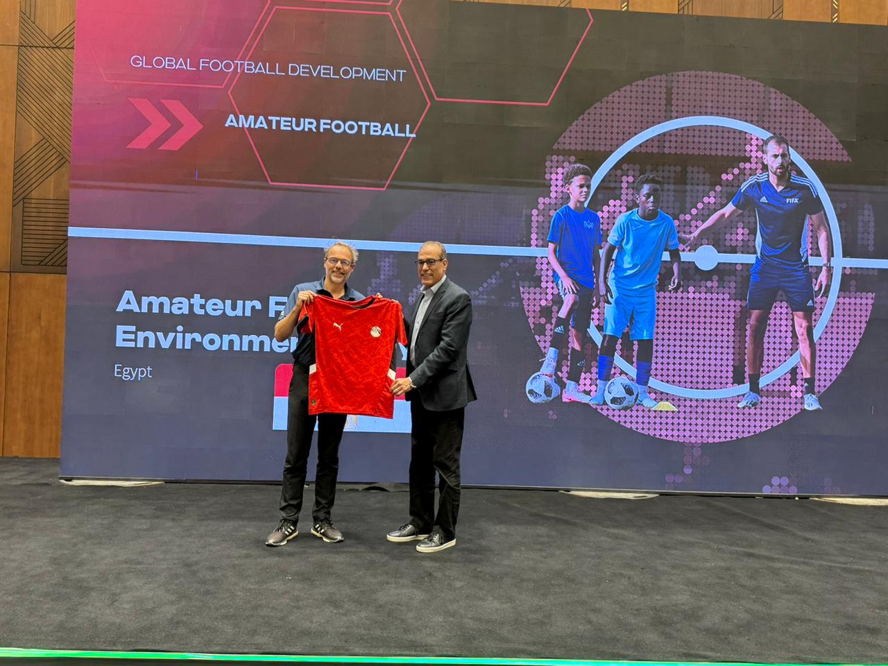 ختام ورشة عمل «فيفا» لكرة القدم للهواة في مصر