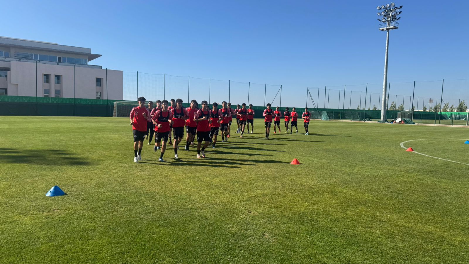 بالصور: منتخب الناشئين يختتم تحضيراته للقاء تنزانيا في نصف نهائي كأس أفريقيا