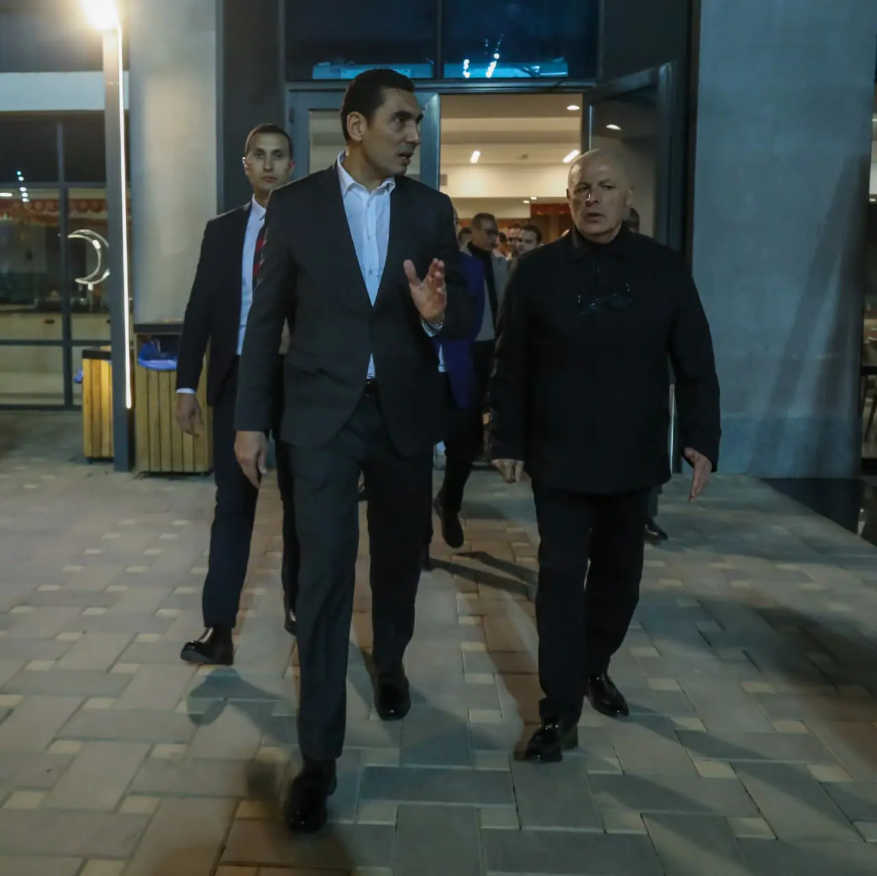 زيارة جوهر نبيل وزير الشباب والرياضة الجديد للاتحاد المصري