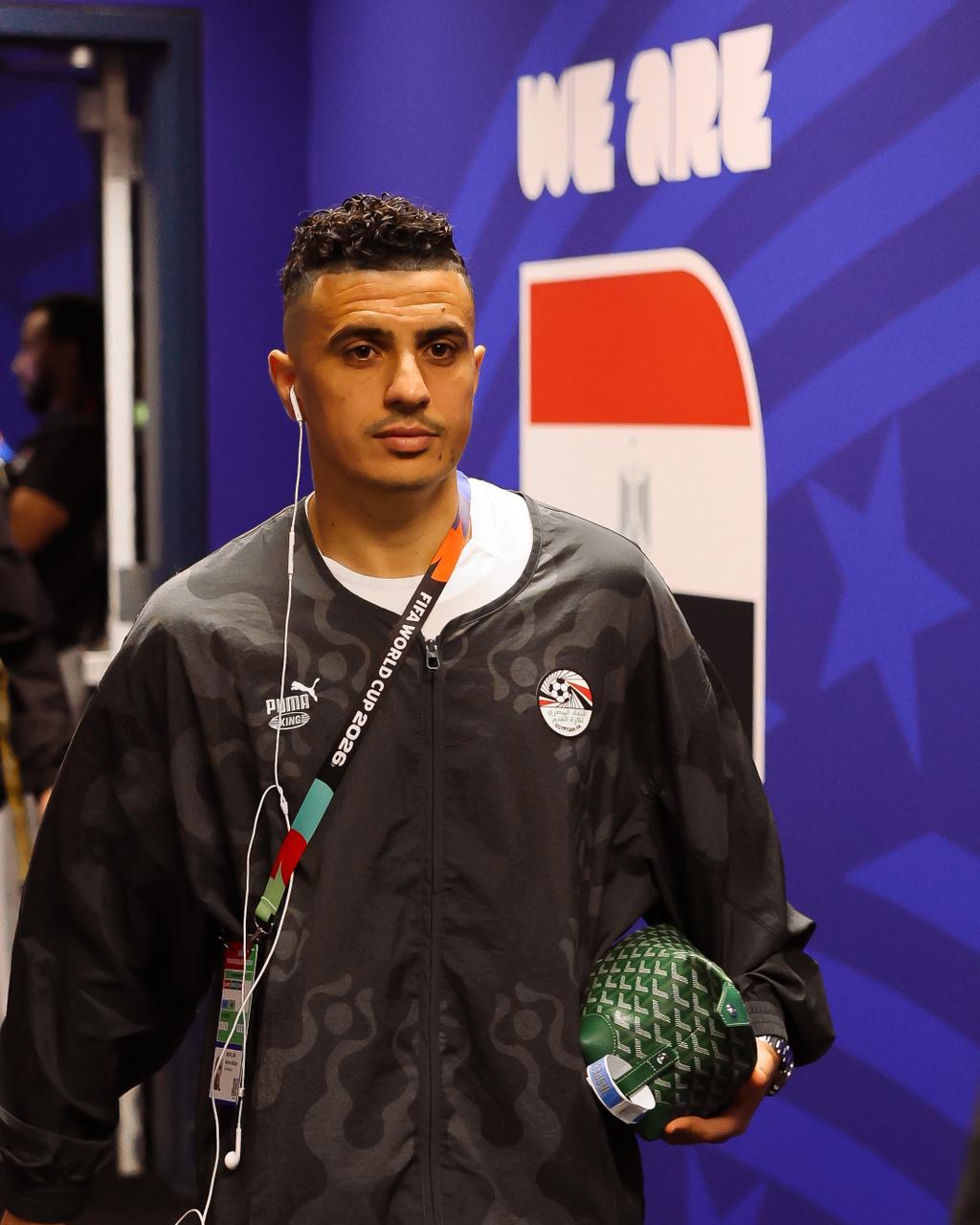 بالصور.. وصول منتخب مصر إلى ملعب مواجهة إيران في المونديال