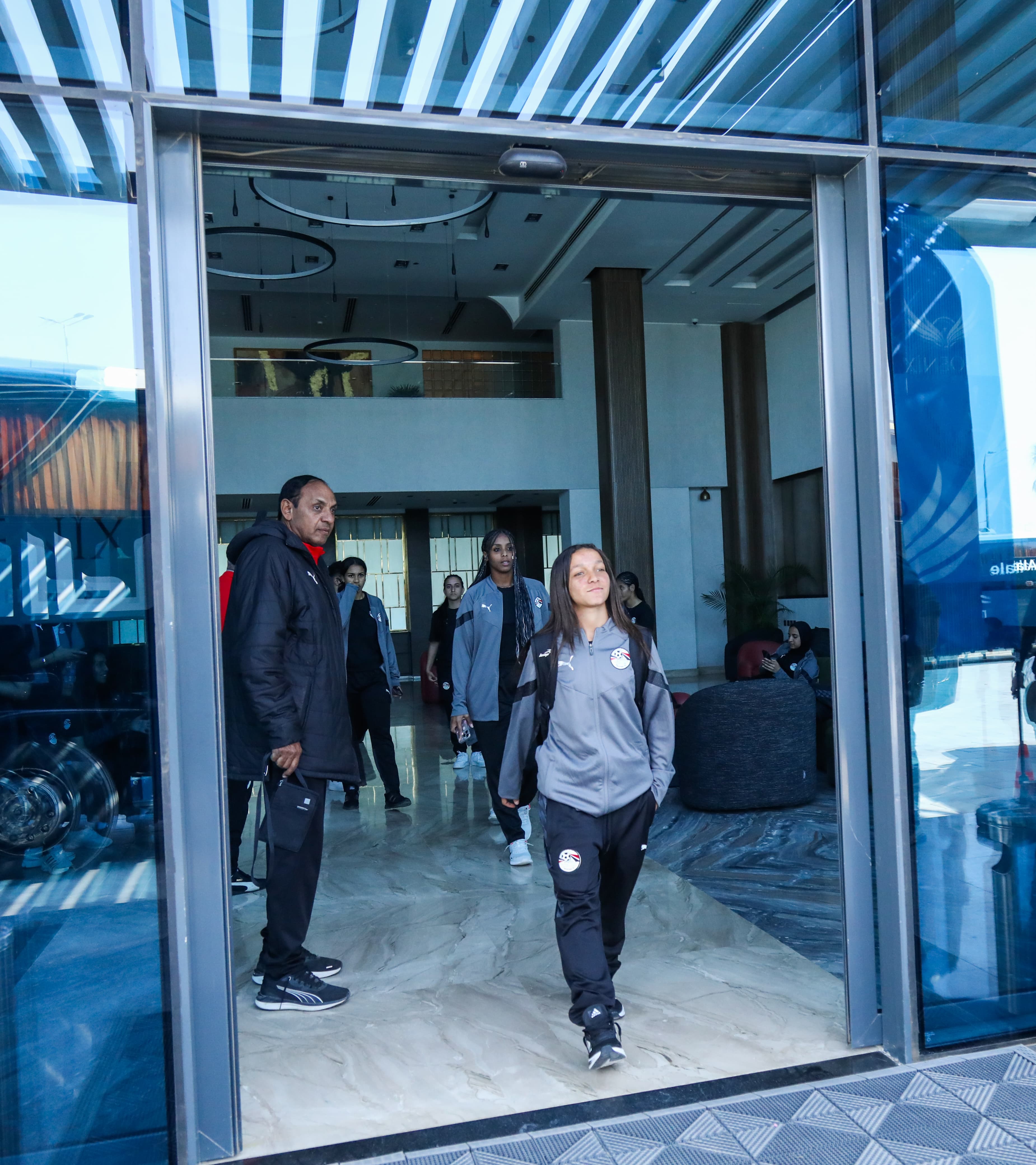 بعثة منتخب مصر للكرة النسائية تغادر إلى السعودية 