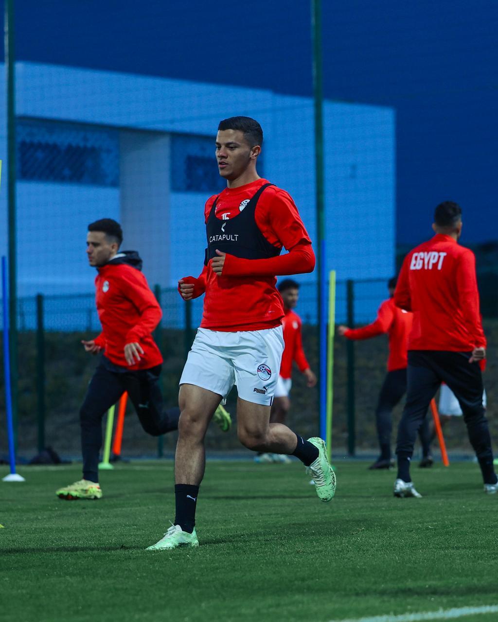منتخب مصر يخوض آخر  تدريباته قبل مواجهة السنغال