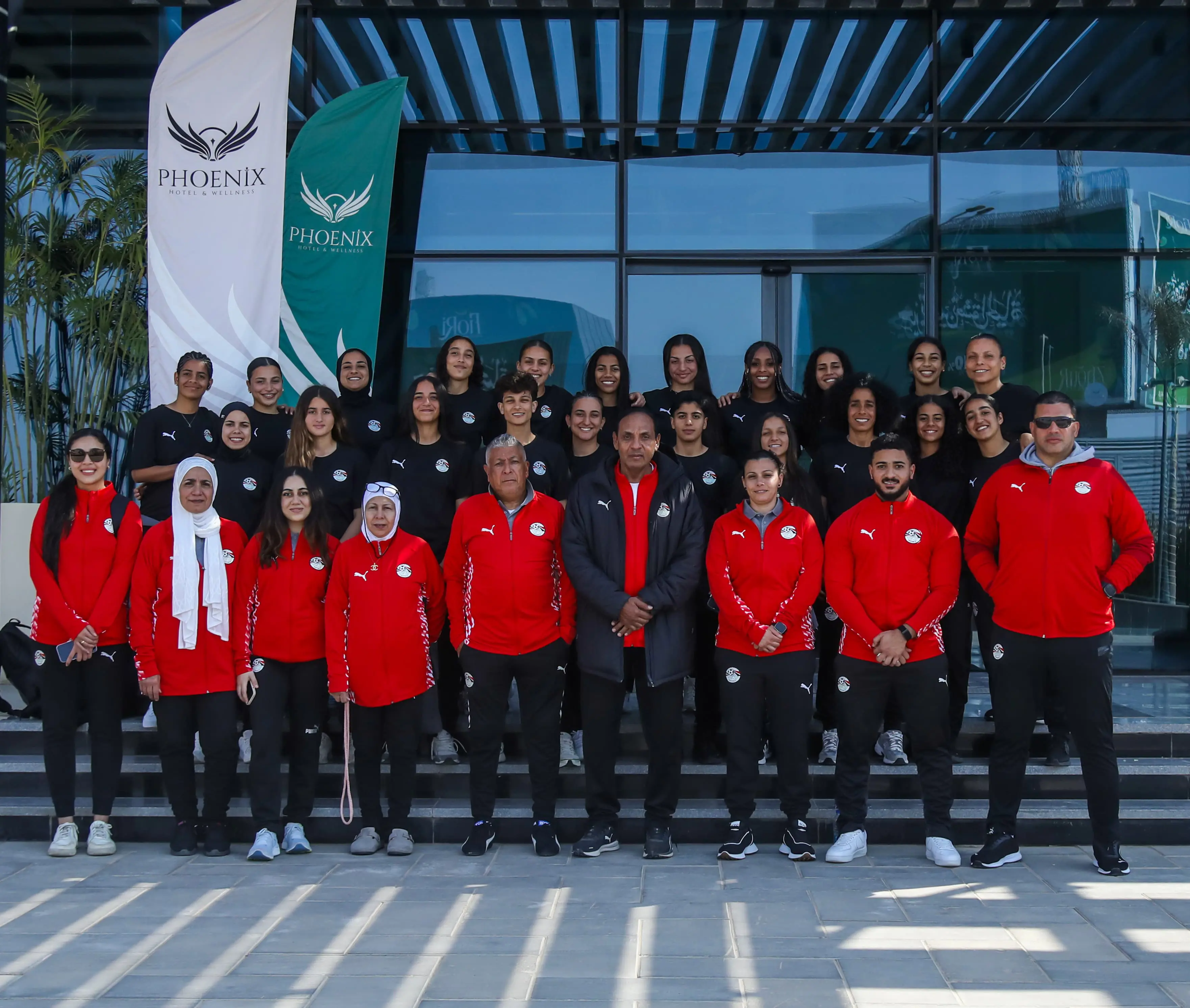 بعثة منتخب مصر للكرة النسائية تغادر إلى السعودية 