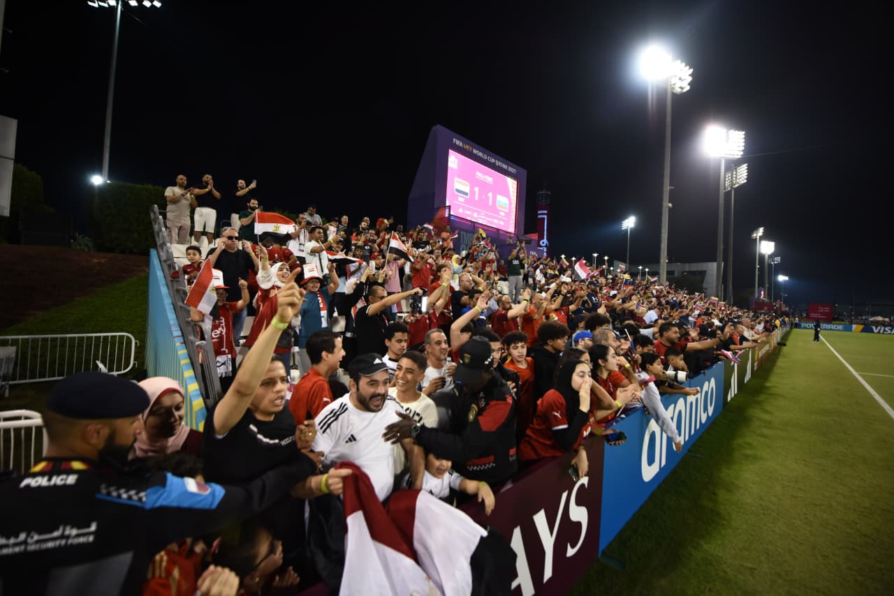 فرحة المنتخب الوطني تحت 17 سنة بعد التعادل مع فنزويلا بعشرة لاعبين