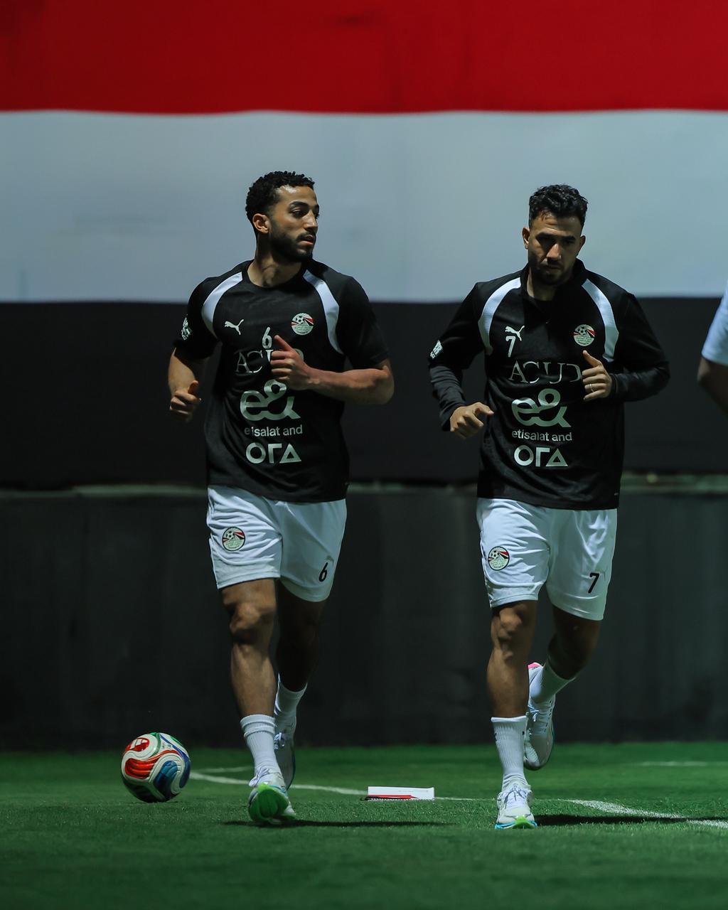 بالصور: المنتخب الوطني يبدأ معسكر مايو استعداداً لمواجهة روسيا الودية