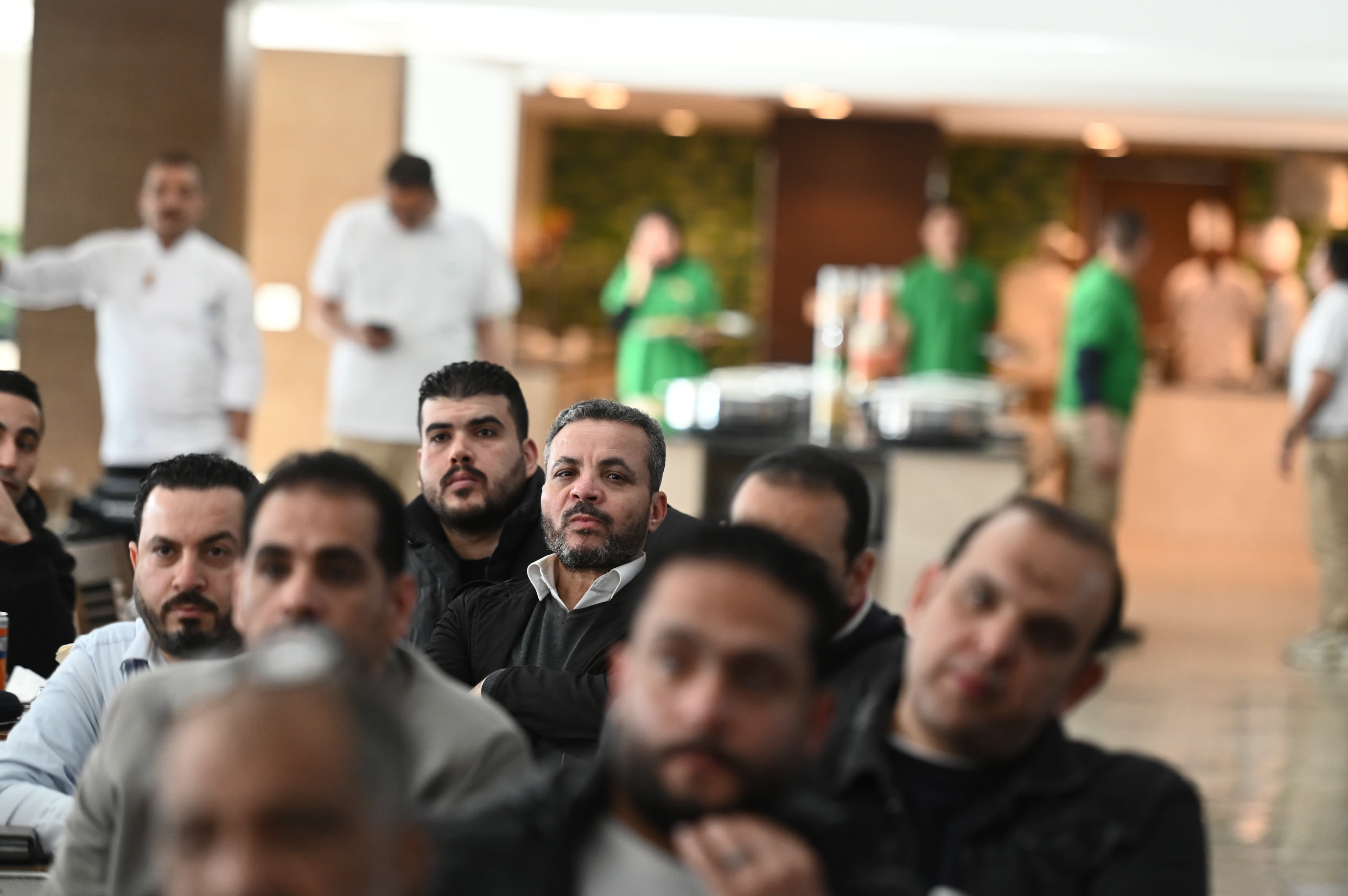 أبوريدة  يستقبل الصحفيين في مقر الاتحاد المصري