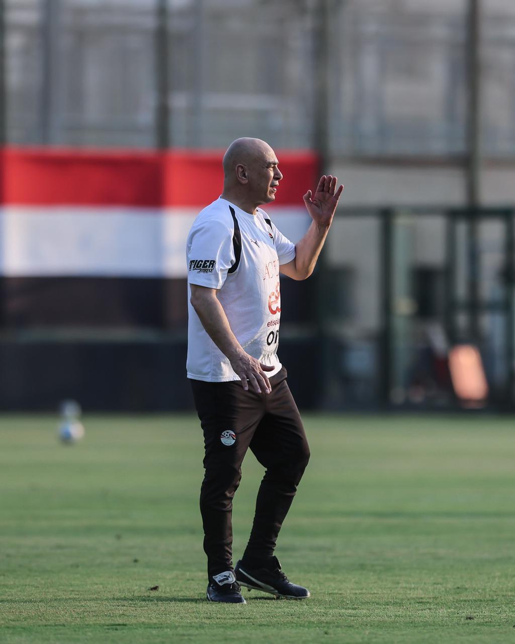 بالصور: منتخب مصر يواصل تدريباته استعدادا لروسيا بحضور مرموش وعبد الكريم