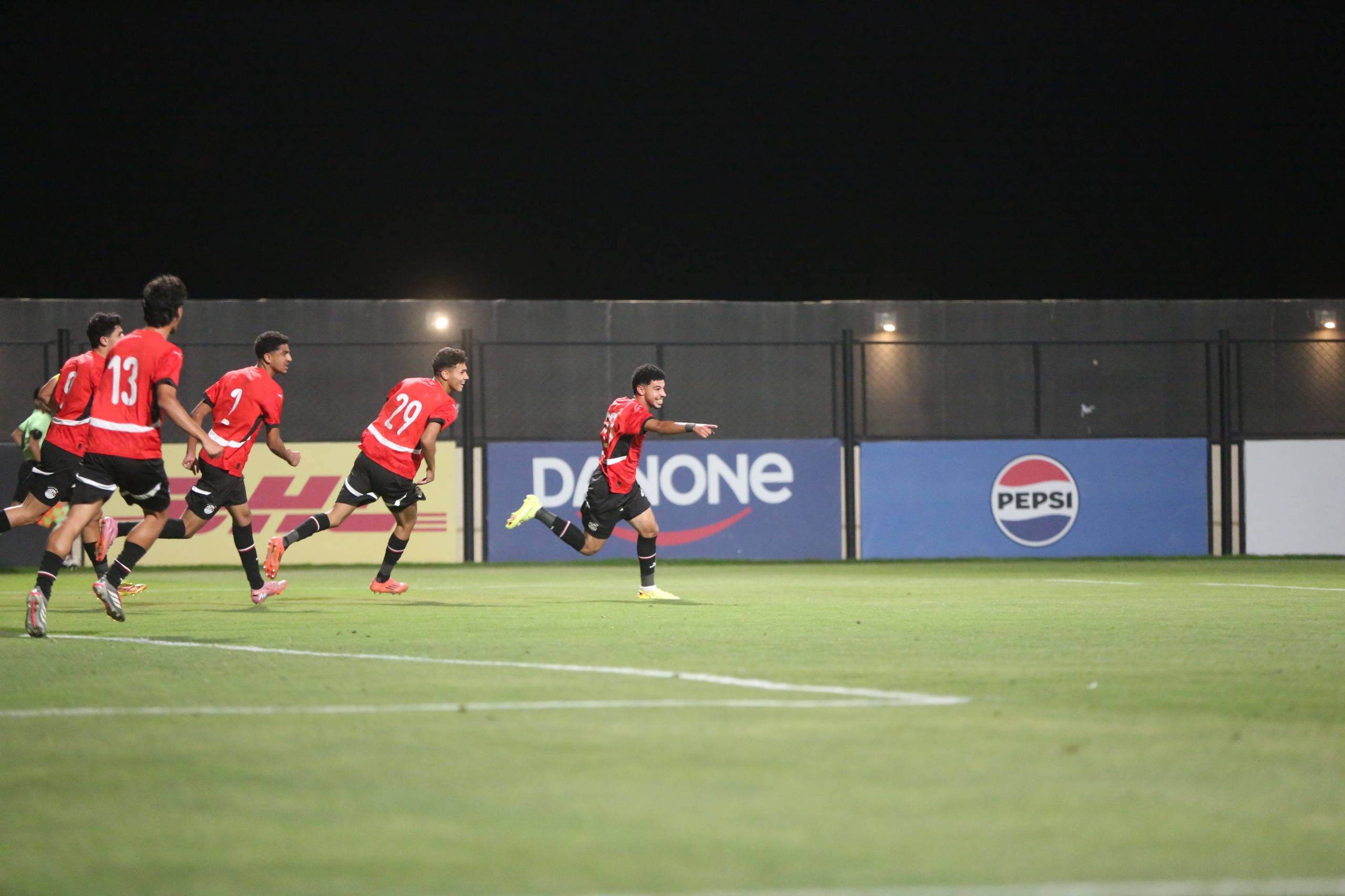 بالصور: منتخب الشباب يكرر فوزه على نظيره العماني (2 - 1) ودياً