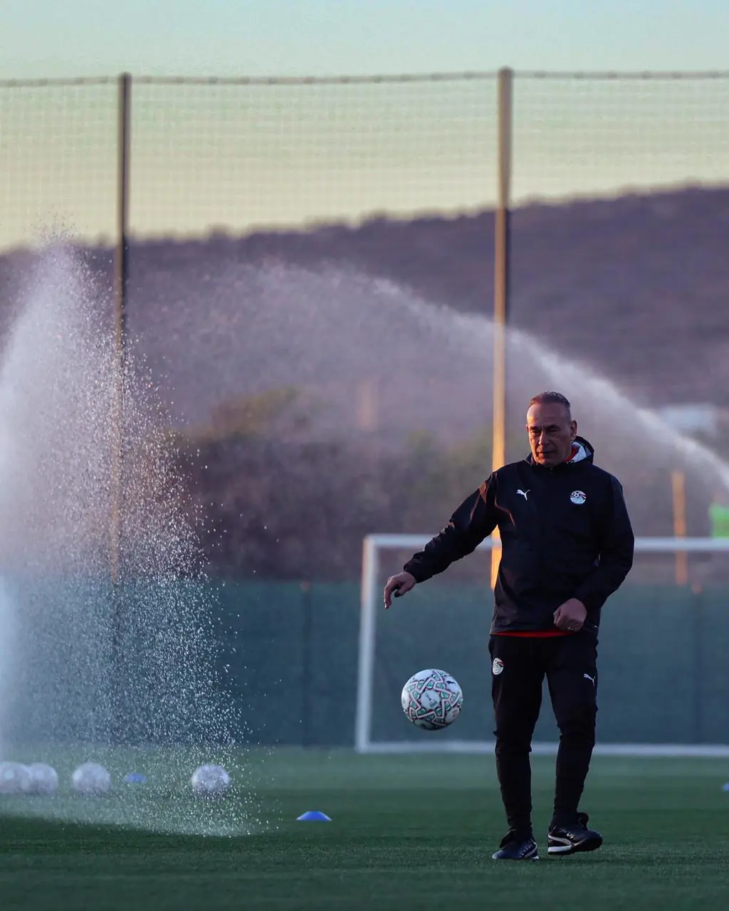 منتخب مصر يواصل تدريباته قبل مواجهة كوت ديفوار