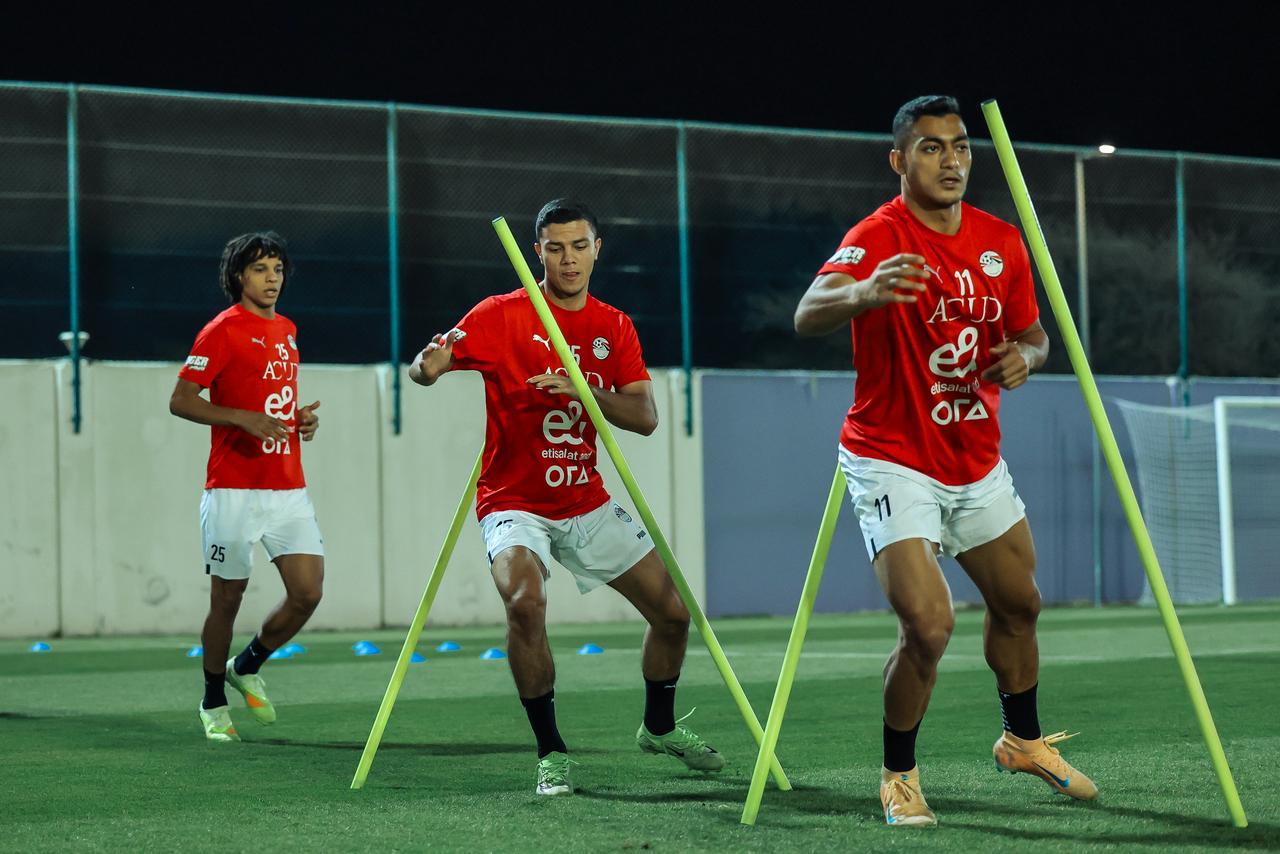 منتخب مصر يختتم تحضيراته لمواجهة أوزبكستان في دورة العين